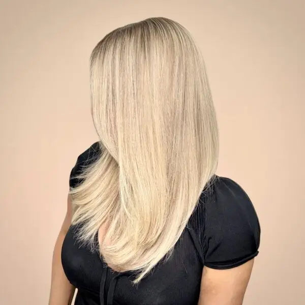 Picture of beige blonde natural wig